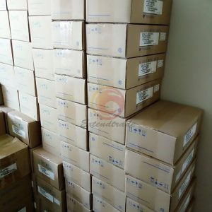 new  YASKAWA AC SERVO MOTOR SGMAV-10A3A2E